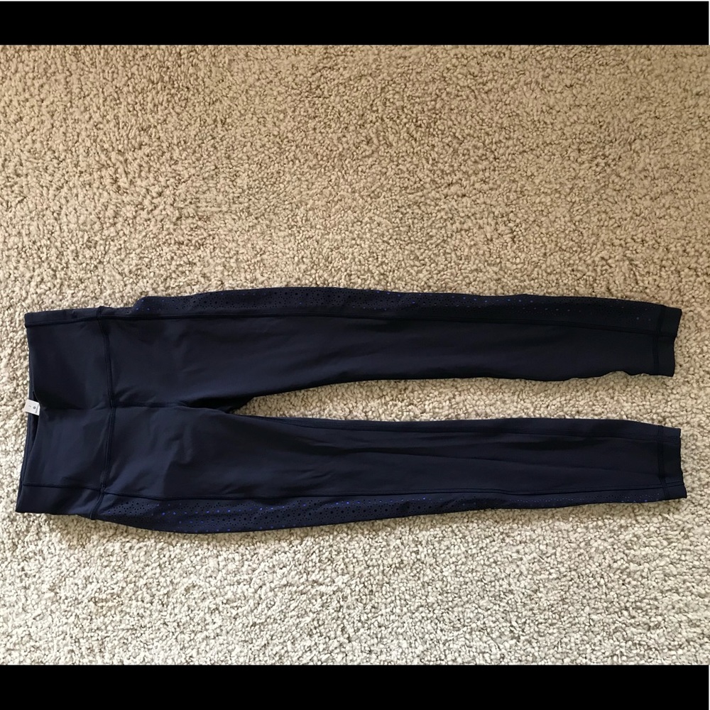 Blue Color Me Quick -Lululemon 7/8 Size 2